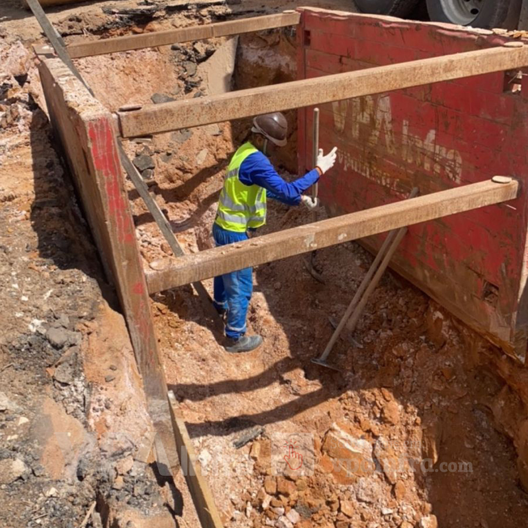 Blindagem de Vala na restauração de estrada