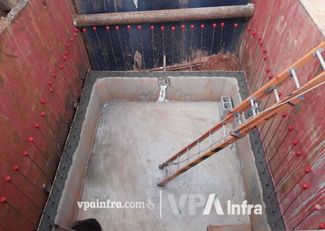 Escoramento Seguro na Fábrica da Pirelli com Blindagem de Vala